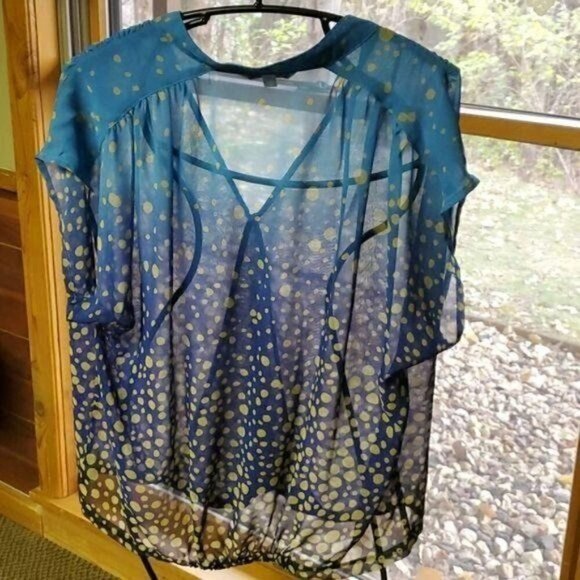 CAbi Sheer Vneck Polka Dots Casual Button Down Sleeveless Sz. S Blouse - Picture 5 of 7